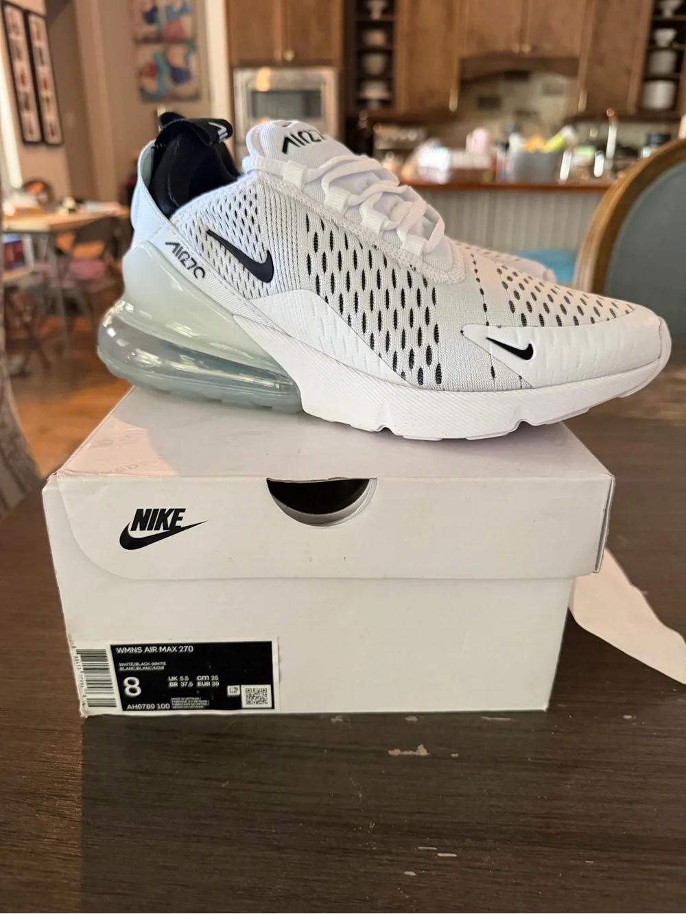 Nike White/Black Air Max 270 Women's Sneakers